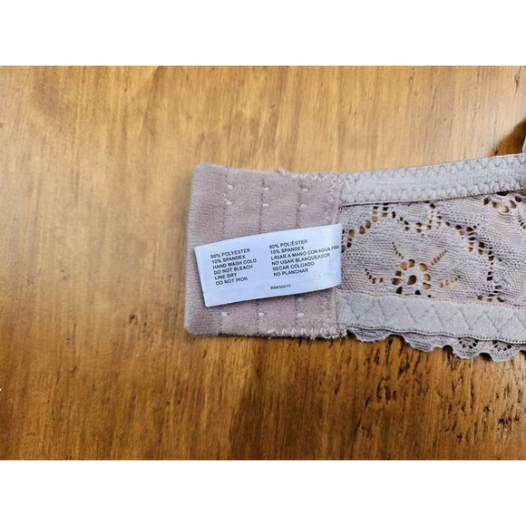 Delta Burke Bra Womens Size 38C Purple Floral Lightly Lined Padded Back Closure - Picture 4 of 9